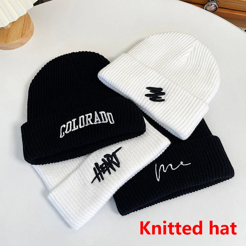 MONOCHROME - Streetsmart beanie line-up