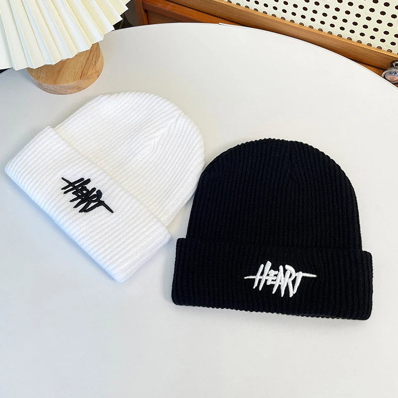 MONOCHROME - Streetsmart beanie line-up